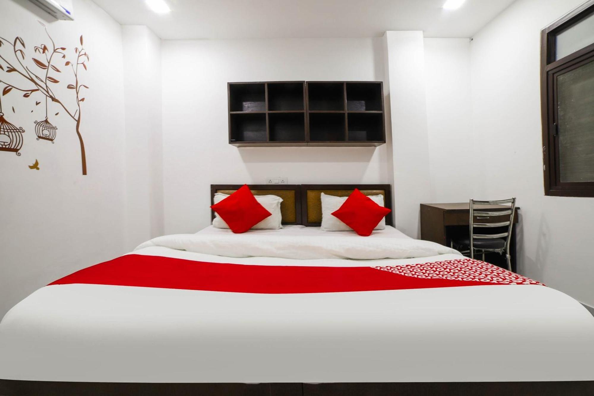 Seven S Hotel